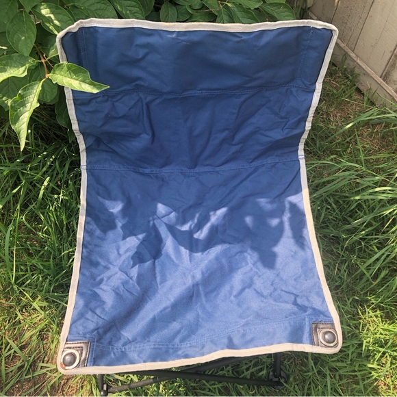 “Nissan Genuine Parts And Service Total Confidence” Folding Chair With Bag. - Picture 6 of 8